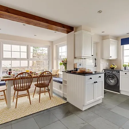 Crown Cottage, Luxury 3 Bedroom * High Newton